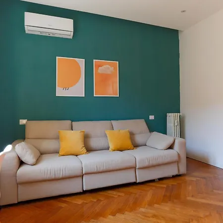 Della Corte House - Elegant Station Apartamento *