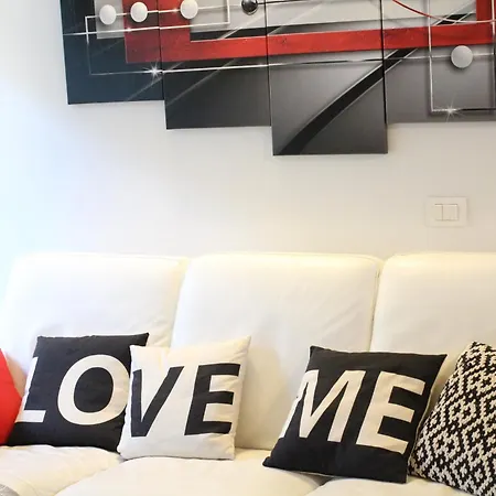 Bamboo Colico Loft شقة