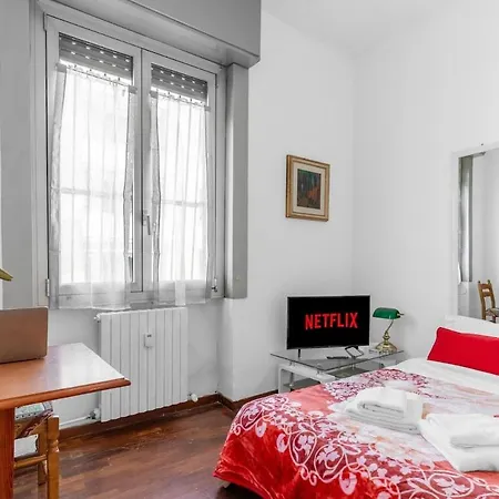 Mirari With Parking, Near The Metro