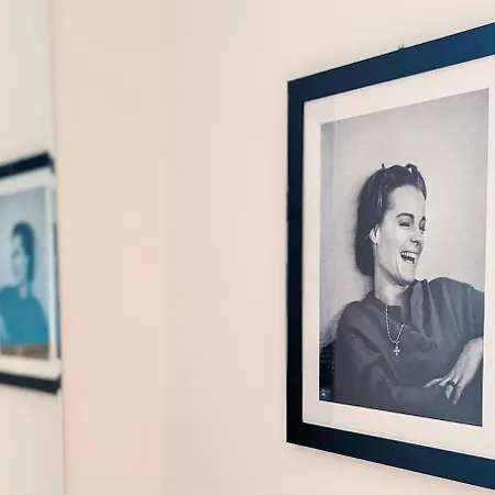 شقة Large With Terrace *