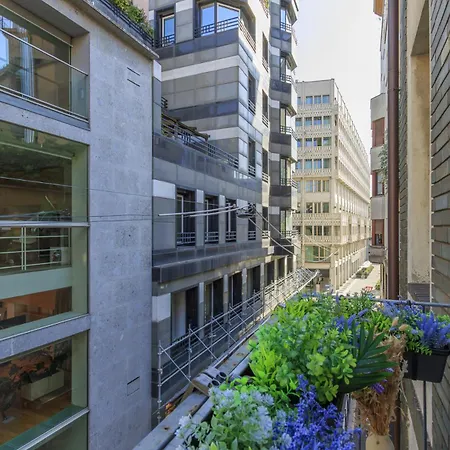 公寓 Cerva - Cozy 1 Bedroom With Balcony In San Babila By Rentopolis *