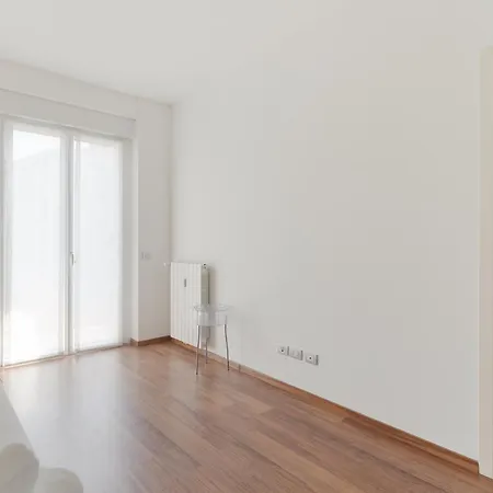 Guesthost - Gorla Modern Apartman