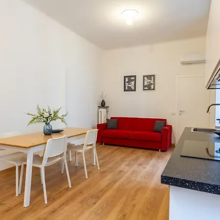 70 Mq Station 100 Mt Apartamento Milão