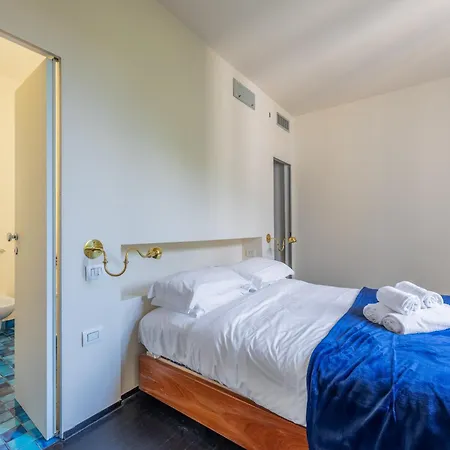 Milan Central Penthouse With Terraces, Jacuzzi & Garage *