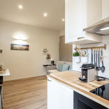 Fondazione Prada - - 350m From The Metro Wi-fi