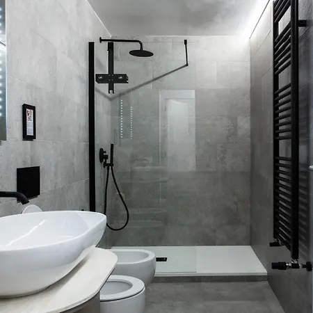 Luxury House In Pietrasanta 140 Mq דירה *