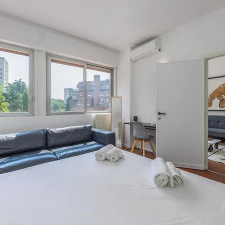 Appartamento 2 Min To Metro, 8 Min To Rho Fiera, Air Conditioning *