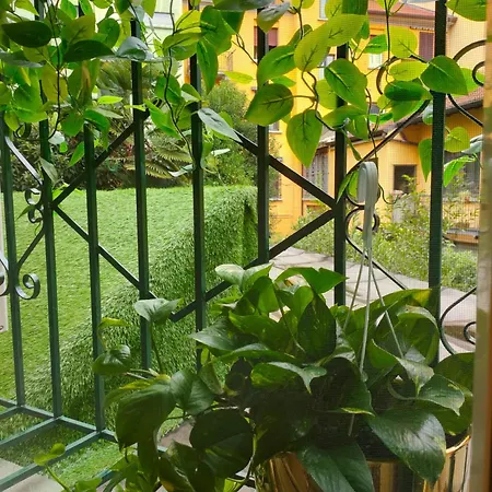 Isola Metro 20m Modern Balcony Arthome Milano