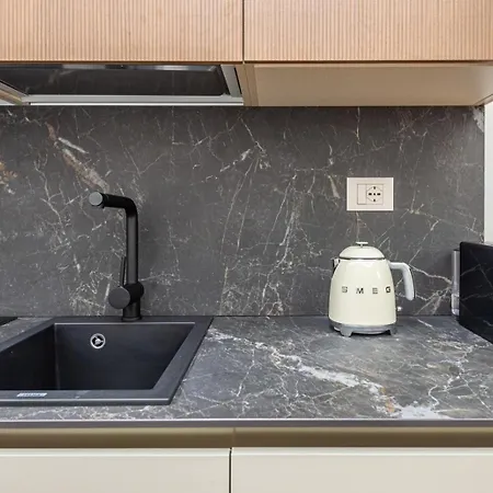 Michelangelo Moscova Golden House * Mediolan