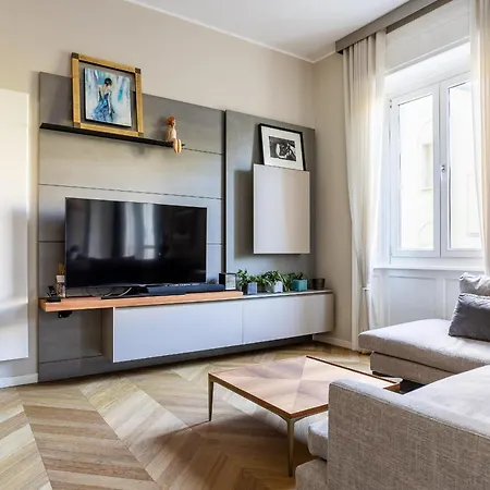 Апартаменты Design Nearby Duomo Милан
