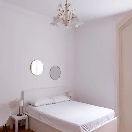 Elegante Bilocale Nel Cuore Di - Mirable Pm 米兰