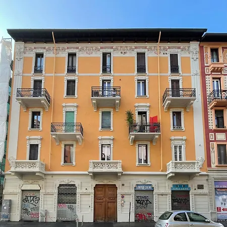 Cozy 1Br With Terrace 15 Min To Central Station Milánó