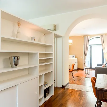 Apartman Exclusive Loft With Private Garden In City Center Milan At Navigli - 10Min To Duomo *