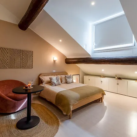 In Porta Venezia At 5 Min From Station *