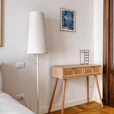 Apartmán Your Sunny Getaway In Porta Venezia Dist...