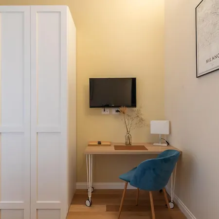 Designer In A Unique Setting Near M2 - Berra 10 Milánó