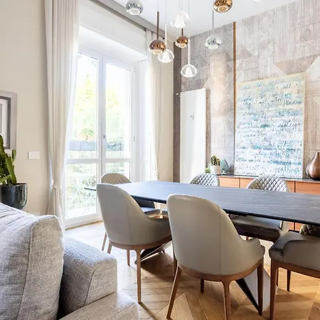 Design Nearby Duomo * Милан