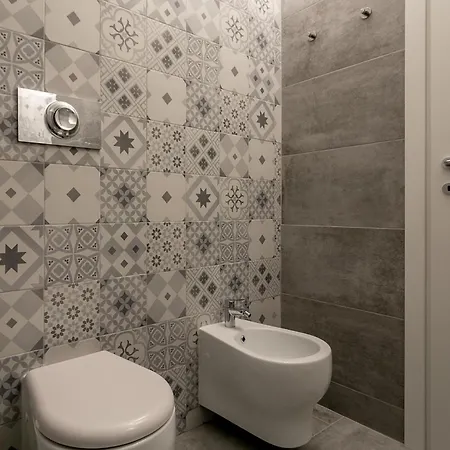 Joivy Cosy Studios, Easy Access To The Centre Of