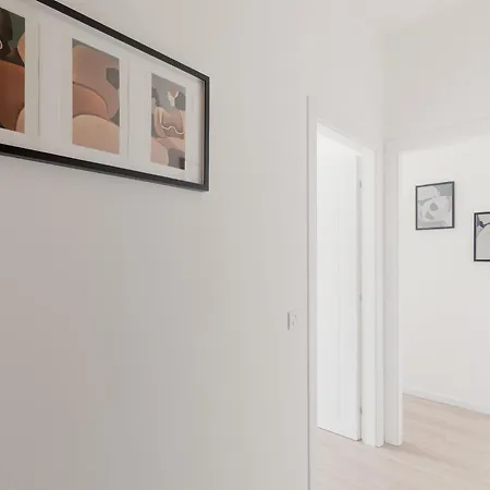 Guesthost - Modern Lambrate