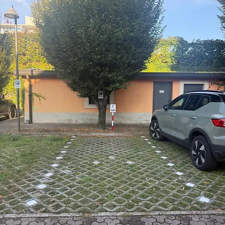 Luxury House In Pietrasanta 140 Mq דירה *