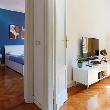 Della Corte House - Elegant Station Apartamento