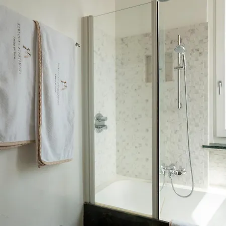 Arts At Magenta Apartman *