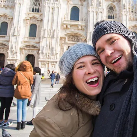 Carlo Farini 72 Superior - Private Parking - Centro * Milan