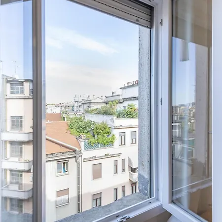 Easylife - - Sammartini 35 - *