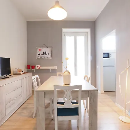 Primopiano - Porta Romana 113 Apartment *