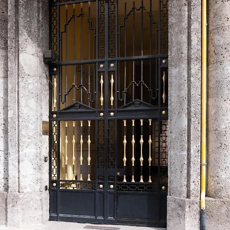 Elegante Bilocale Nel Cuore Di - Mirable Pm Milán