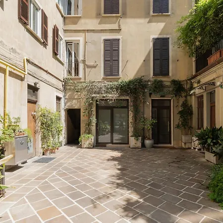 Guesthost - Brera Modern Mailand