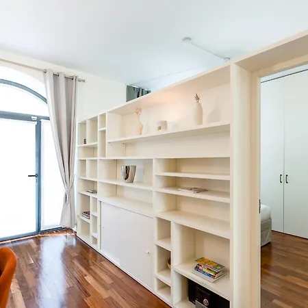 Loft With Private Garden At Navigli Apartment *