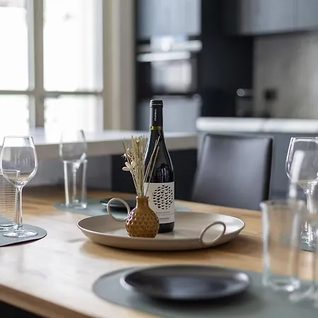 Apartment The Urban Nest - Elegante E Moderno 2 Stanze