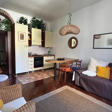 Apartamento Station-bosco Verticale Cozy & Elegant