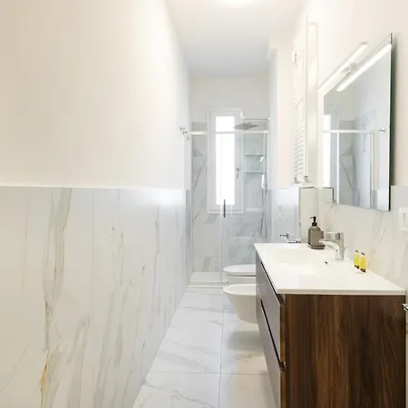 Easylife - - Sammartini 35 - Apartment *