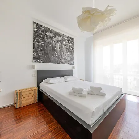 One Bedroom In The Heart Of Apartment Milan