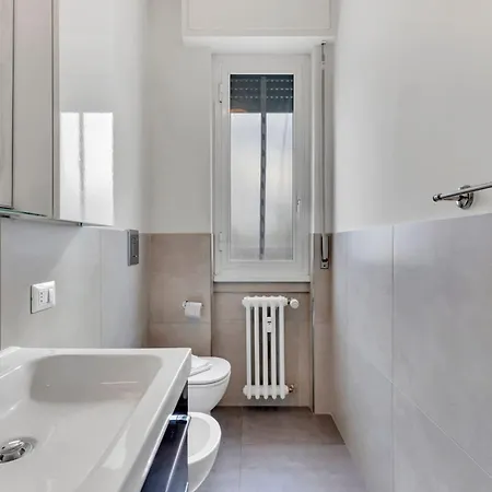 Fede's Place - 4minuti M1 6minuti M4 Mediolan