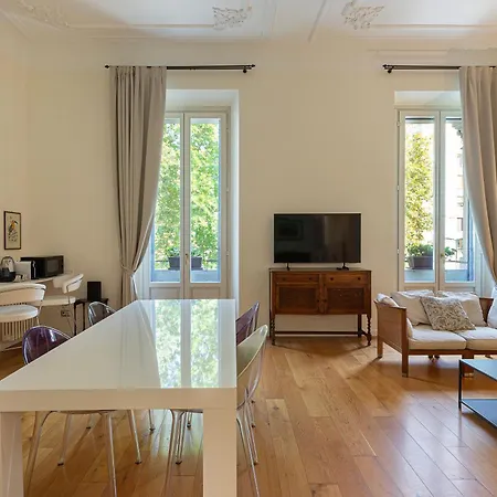 公寓 Luxury Porta Venezia Center 米兰