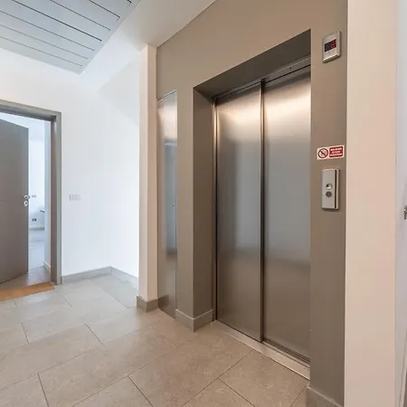 The Urban Nest - Elegante E Moderno 2 Stanze ميلان