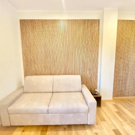 公寓 Penthouse With Panoramic Terrace-8 Minutes From The Duomo 米兰