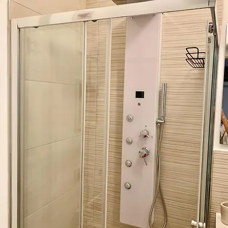 Mylo's -15 Minutes From The Duomo, Ieo, Prada 公寓 米兰