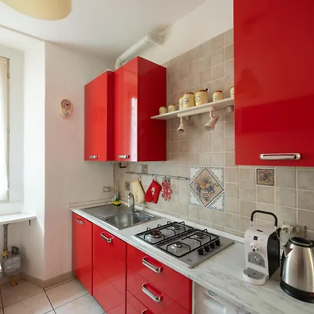 Daire Splendido Trilocale A 400m Dalla Stazione *