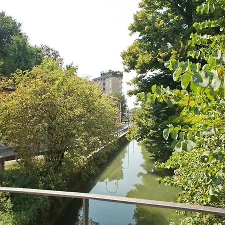 Lejlighed Cozy 5 Posti Letto - 15 Minuti Dal Duomo - Metro M1 A 4 Minuti - Ac - Wifi - Netflix