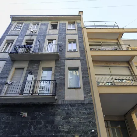 Cerva - Cozy 1 Bedroom With Balcony In San Babila By Rentopolis