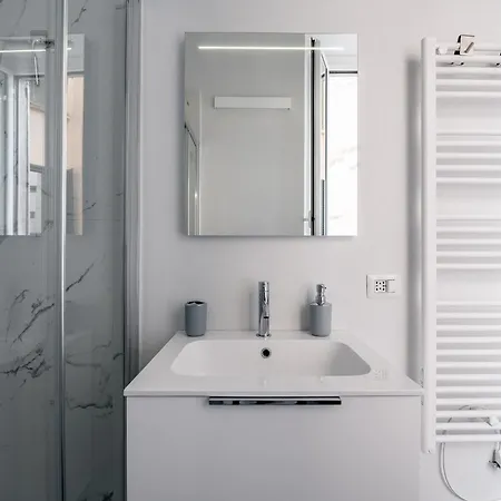 Design Apt 4Min To Metro, 15Min Centrale, 25Min Duomo Daire Milano