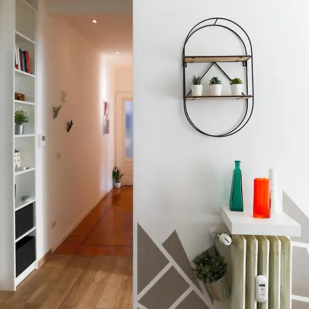 Della Corte House - Elegant Station