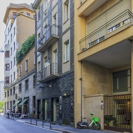 Apartament Cerva - Cozy 1 Bedroom With Balcony In San Babila By Rentopolis