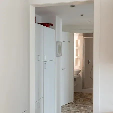 Apartment Cozy Two Bedrooms Fiera - Mirable Pm