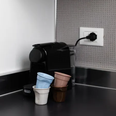 Lejlighed Your Sunny Getaway In Porta Venezia Dist...