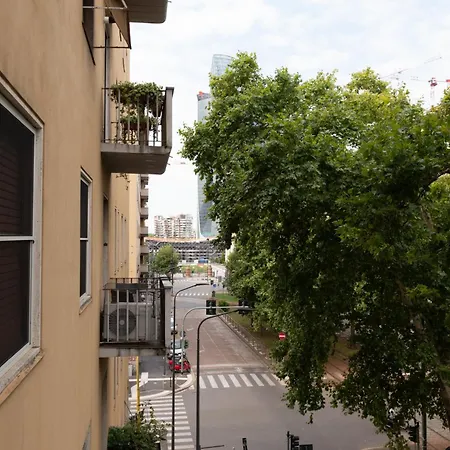 Cozy Two Bedrooms Fiera - Mirable Pm Διαμέρισμα *